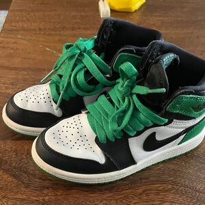 Nike high tops sneakers
